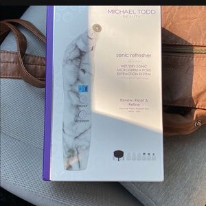 Michael Todd Beauty Refresher Wet/Dry Sonic Microdermabrasion & Pore Extraction